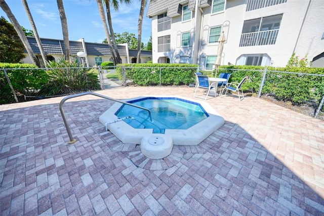 8681 BARDMOOR BOULEVARD 208C, Seminole, FL 33777