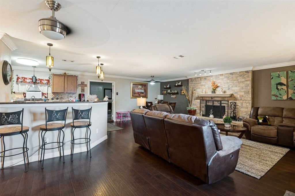 3802 Yellowstone Street, Irving, TX 75062 — photo 5