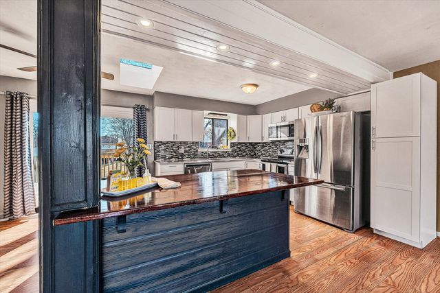 2186 Horn CIR, Vinton, VA 24179