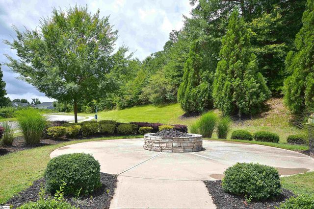 114 Fairmeadow Way, Greenville, SC 29617