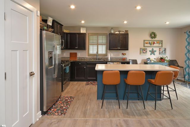 114 Fairmeadow Way, Greenville, SC 29617