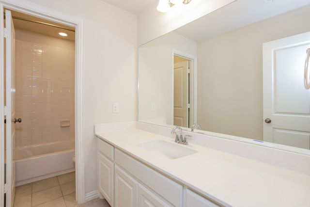 3025 Damsel Sauvage Lane, Lewisville, TX 75056