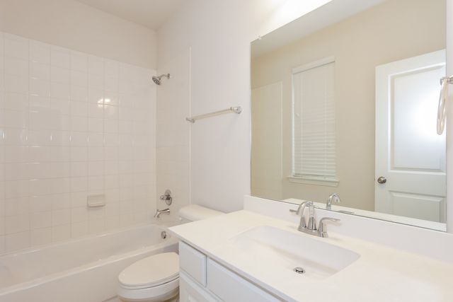 3025 Damsel Sauvage Lane, Lewisville, TX 75056