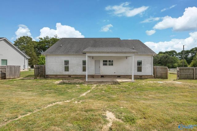 415 Highland Drive, Arab, AL 35016