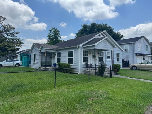 932 Walling St Street, Houston, TX 77009
