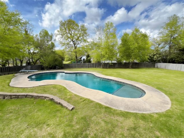 3028 Willow Bend Circle, Springdale, AR 72762