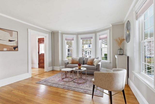 34 Maple Street, Hamilton, MA 01982