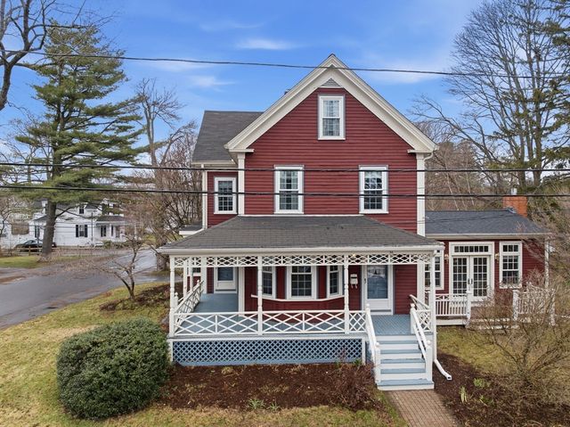 34 Maple Street, Hamilton, MA 01982