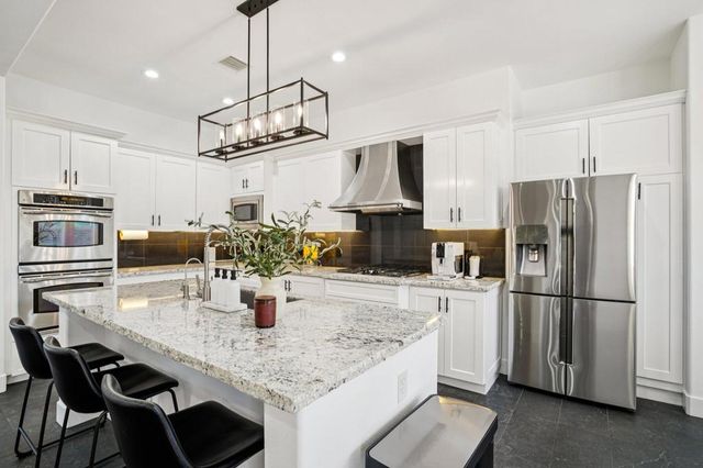 76215 Via Fiore, Indian Wells, CA 92210