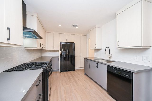 8610 Scaup Drive, Houston, TX 77040