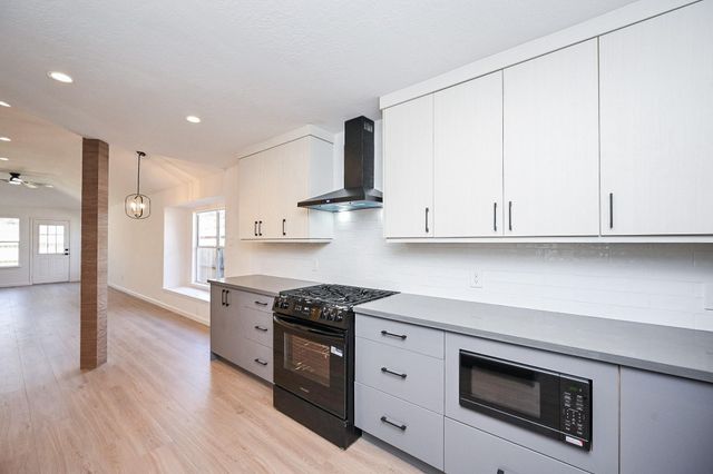 8610 Scaup Drive, Houston, TX 77040