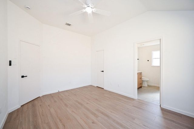 8610 Scaup Drive, Houston, TX 77040