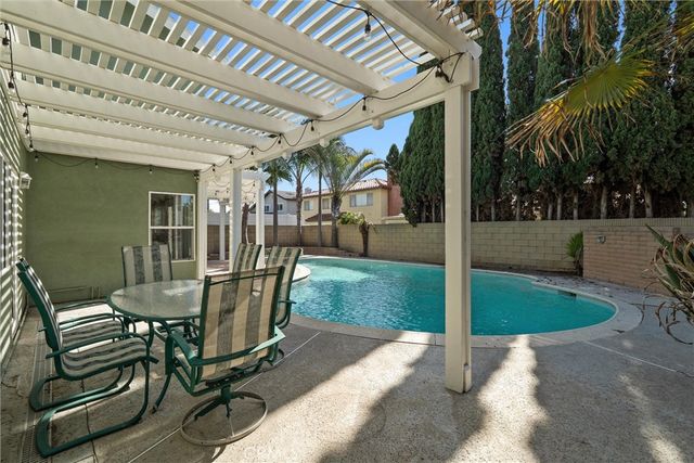 3671 Fuchsia Street, Seal Beach, CA 90740