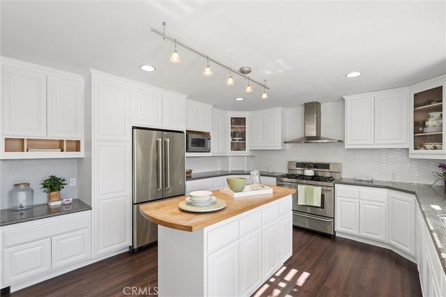 3671 Fuchsia Street, Seal Beach, CA 90740