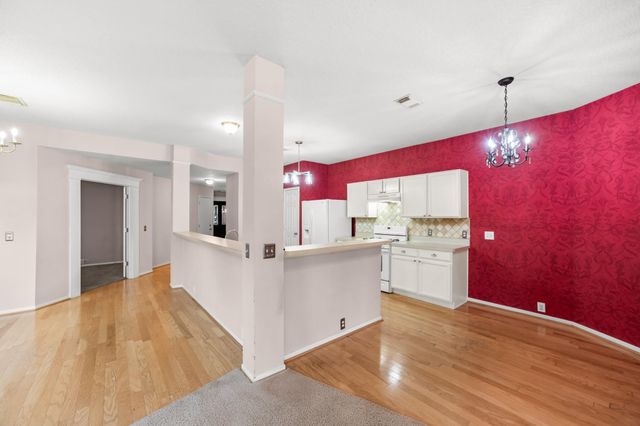 19307 Royal Isle Drive, Tomball, TX 77375
