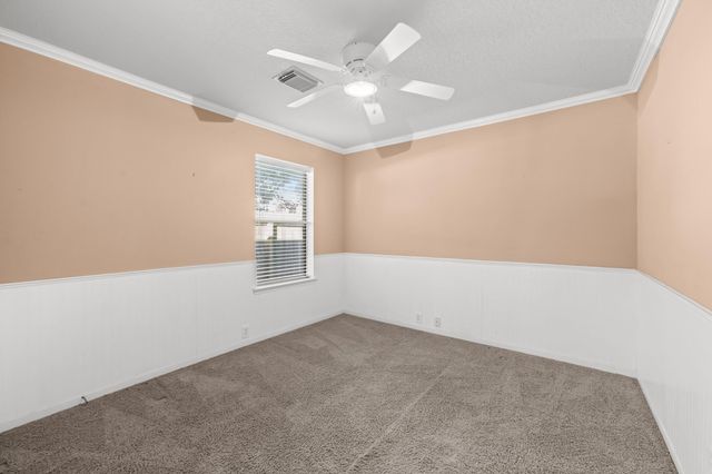 19307 Royal Isle Drive, Tomball, TX 77375
