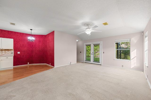19307 Royal Isle Drive, Tomball, TX 77375