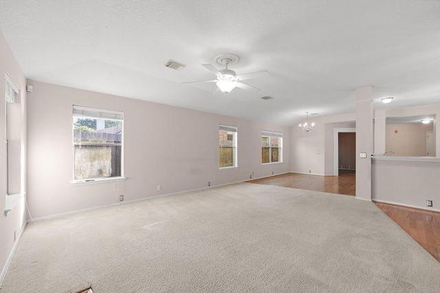 19307 Royal Isle Drive, Tomball, TX 77375