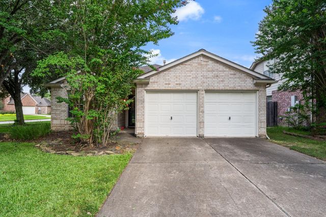 19307 Royal Isle Drive, Tomball, TX 77375