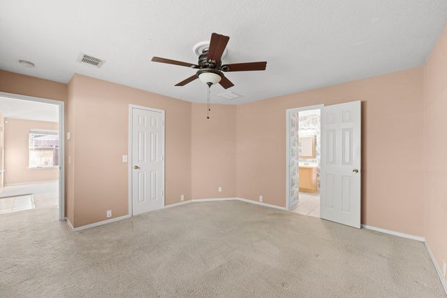 19307 Royal Isle Drive, Tomball, TX 77375