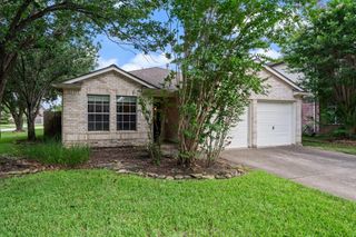19307 Royal Isle Drive, Tomball, TX 77375