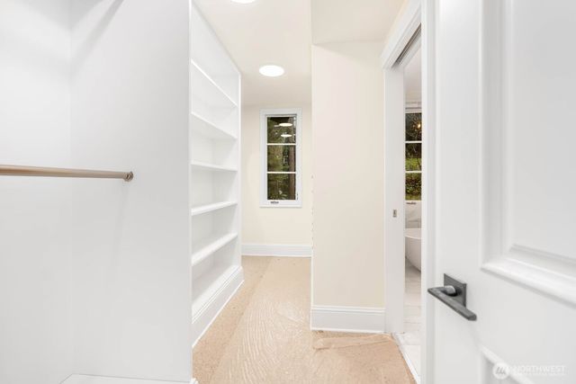 6639 NE Bayview Boulevard, Bainbridge Island, WA 98110