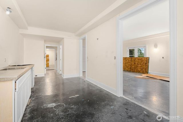 6639 NE Bayview Boulevard, Bainbridge Island, WA 98110