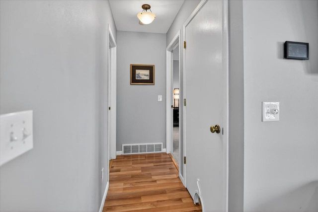 617 Orion Trail, Madison, WI 53718