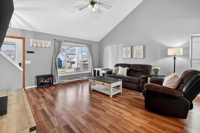 617 Orion Trail, Madison, WI 53718