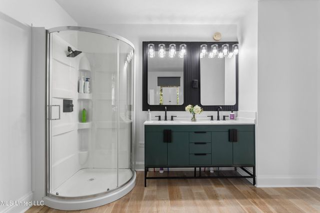 111 Bay View Court, Bay Saint Louis, MS 39520