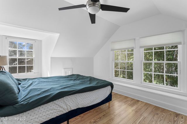 111 Bay View Court, Bay Saint Louis, MS 39520