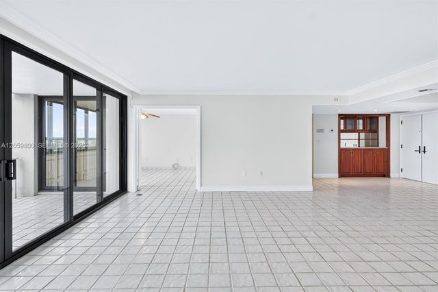 1 Grove Isle 506, Miami, FL 33133