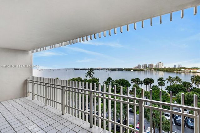 1 Grove Isle 506, Miami, FL 33133