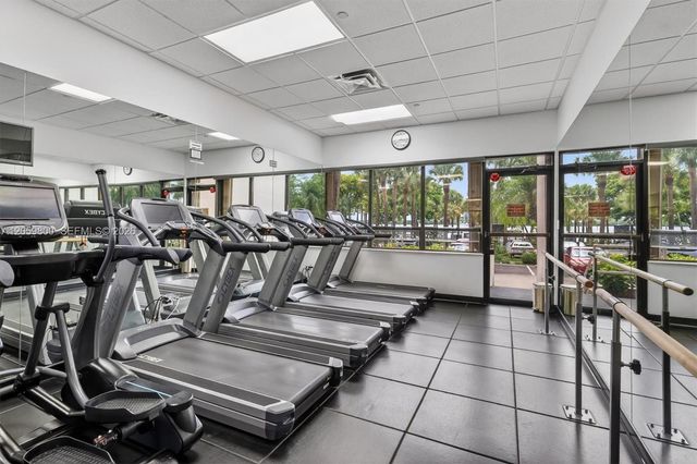 1 Grove Isle 506, Miami, FL 33133