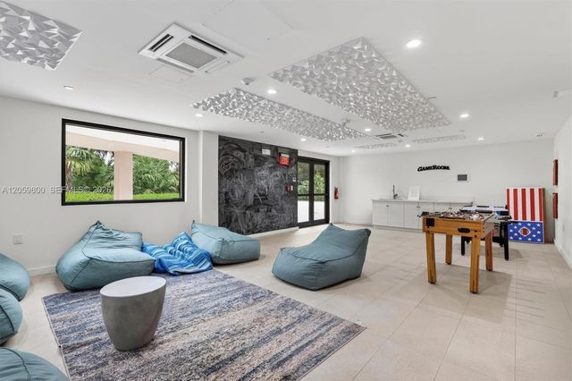 1 Grove Isle 506, Miami, FL 33133