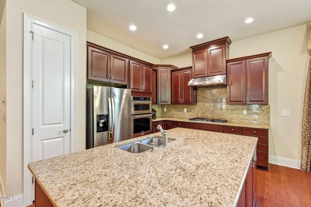 1753 Hasentree Villa Lane, Wake Forest, NC 27587
