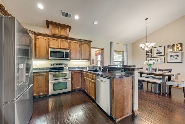 10350 County Road 2466, Terrell, TX 75160