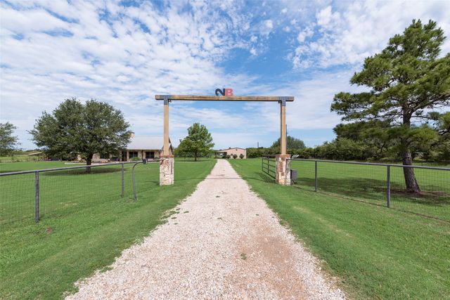 10350 County Road 2466, Terrell, TX 75160