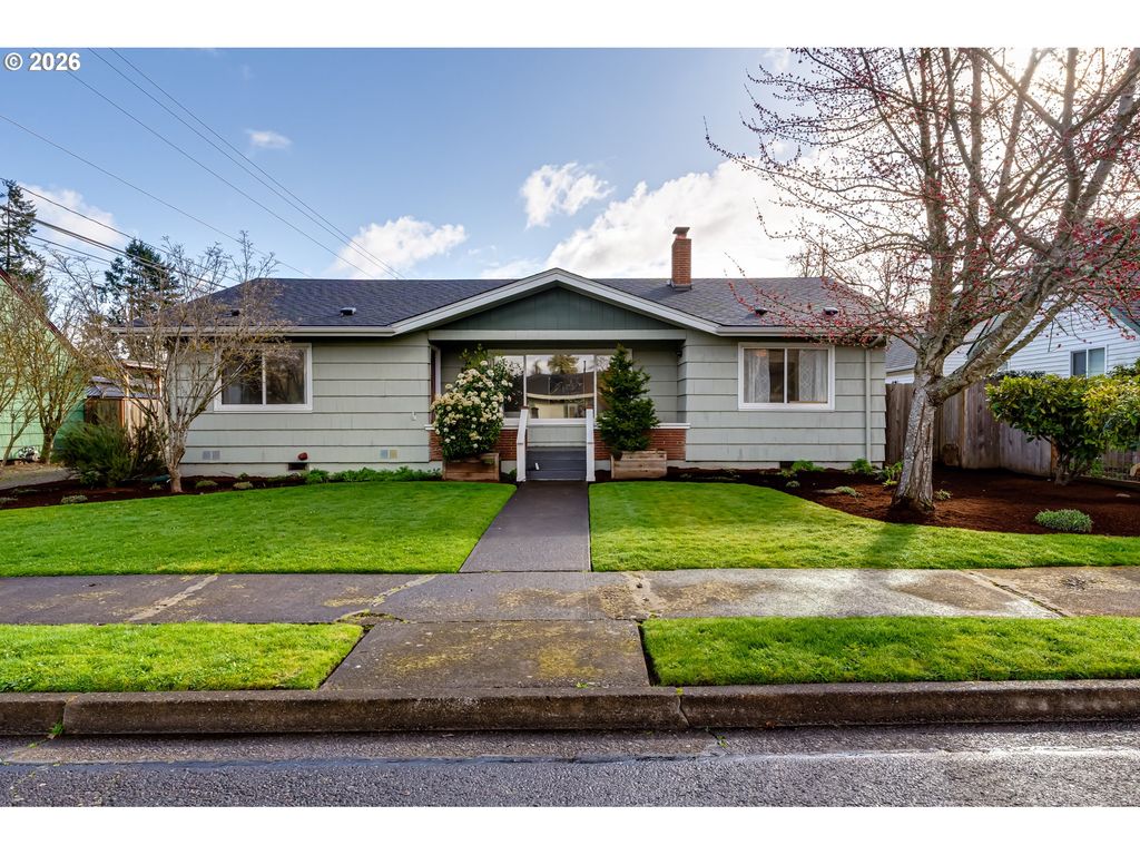 525 10TH St, Springfield, OR 97477