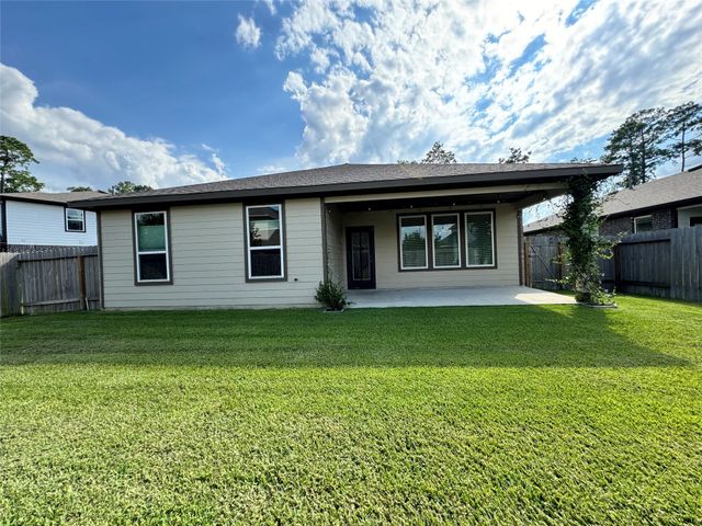 14273 Lake Lodge Drive, Conroe, TX 77384