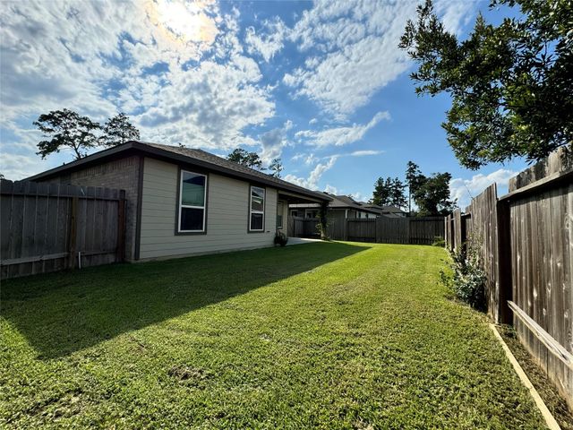 14273 Lake Lodge Drive, Conroe, TX 77384