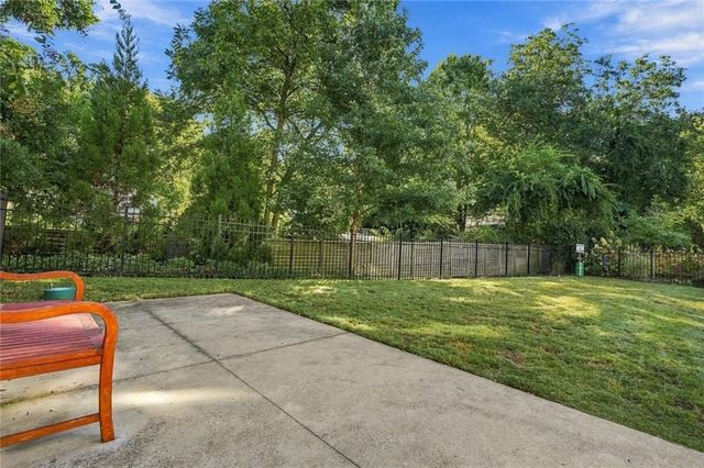 5 Becker Place NW, Atlanta, GA 30307