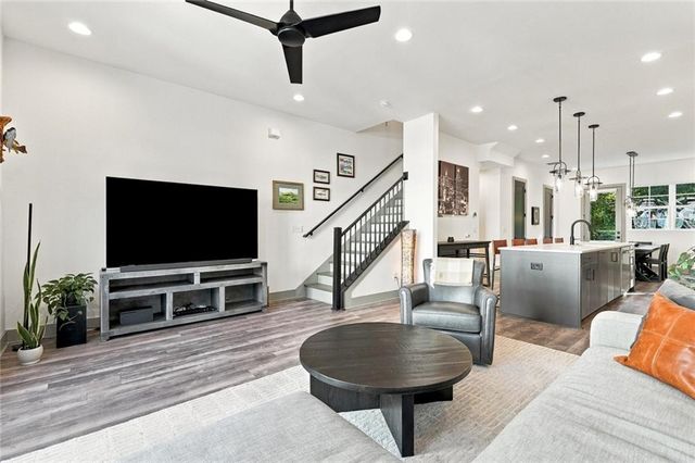 5 Becker Place NW, Atlanta, GA 30307