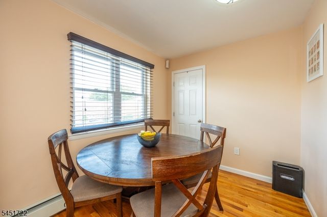 24 Manchester Ct, Wayne Twp., NJ 07470
