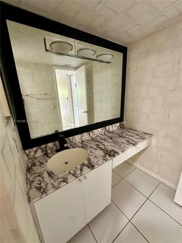 3301 Spanish Moss Ter 302, Lauderhill, FL 33319