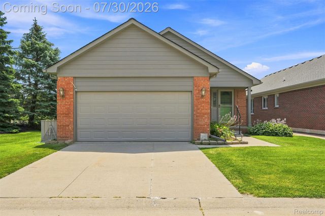 14378 Venice Drive, Sterling Heights, MI 48313