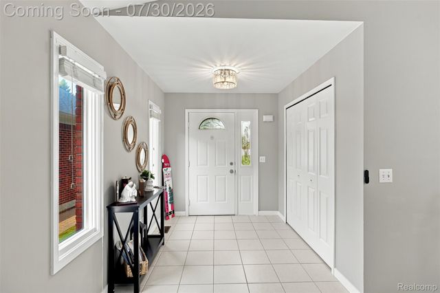 14378 Venice Drive, Sterling Heights, MI 48313