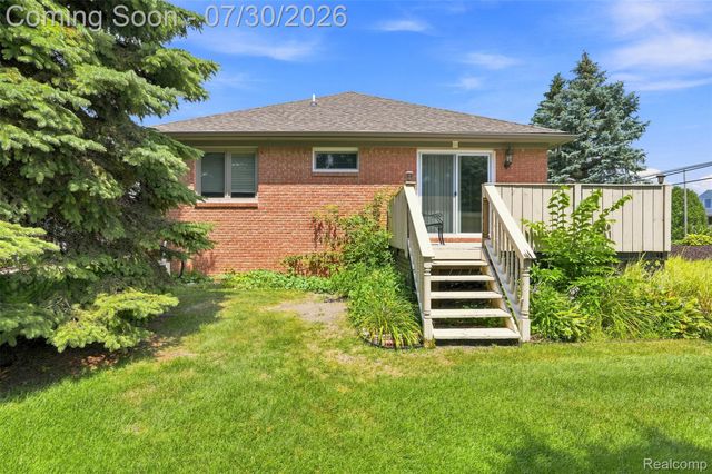 14378 Venice Drive, Sterling Heights, MI 48313