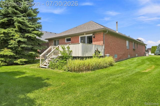 14378 Venice Drive, Sterling Heights, MI 48313