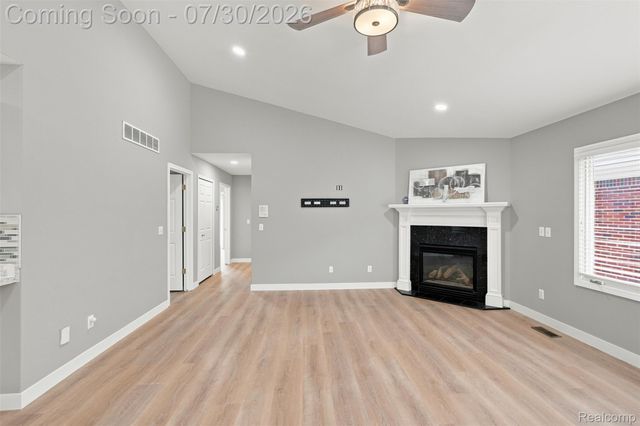 14378 Venice Drive, Sterling Heights, MI 48313